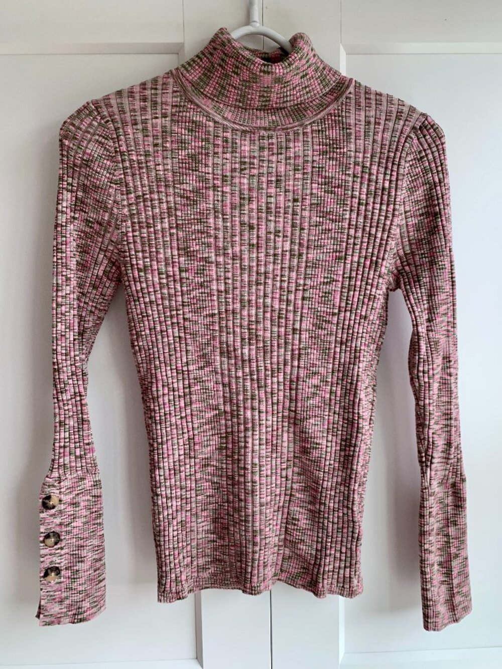 Anthprologie Turtle Neck sweater size M